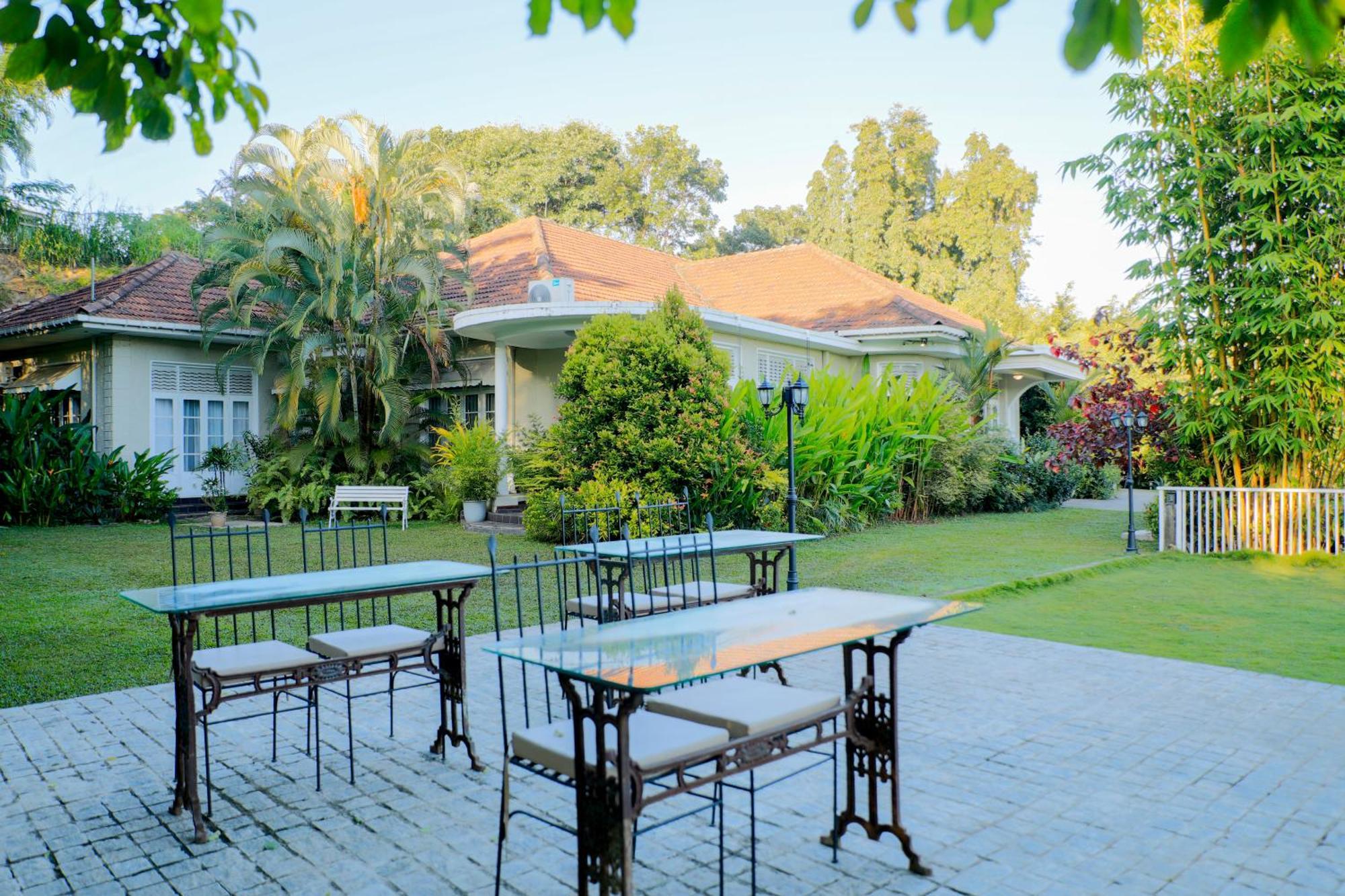 Castle Hill Bungalow Kandy Exterior photo
